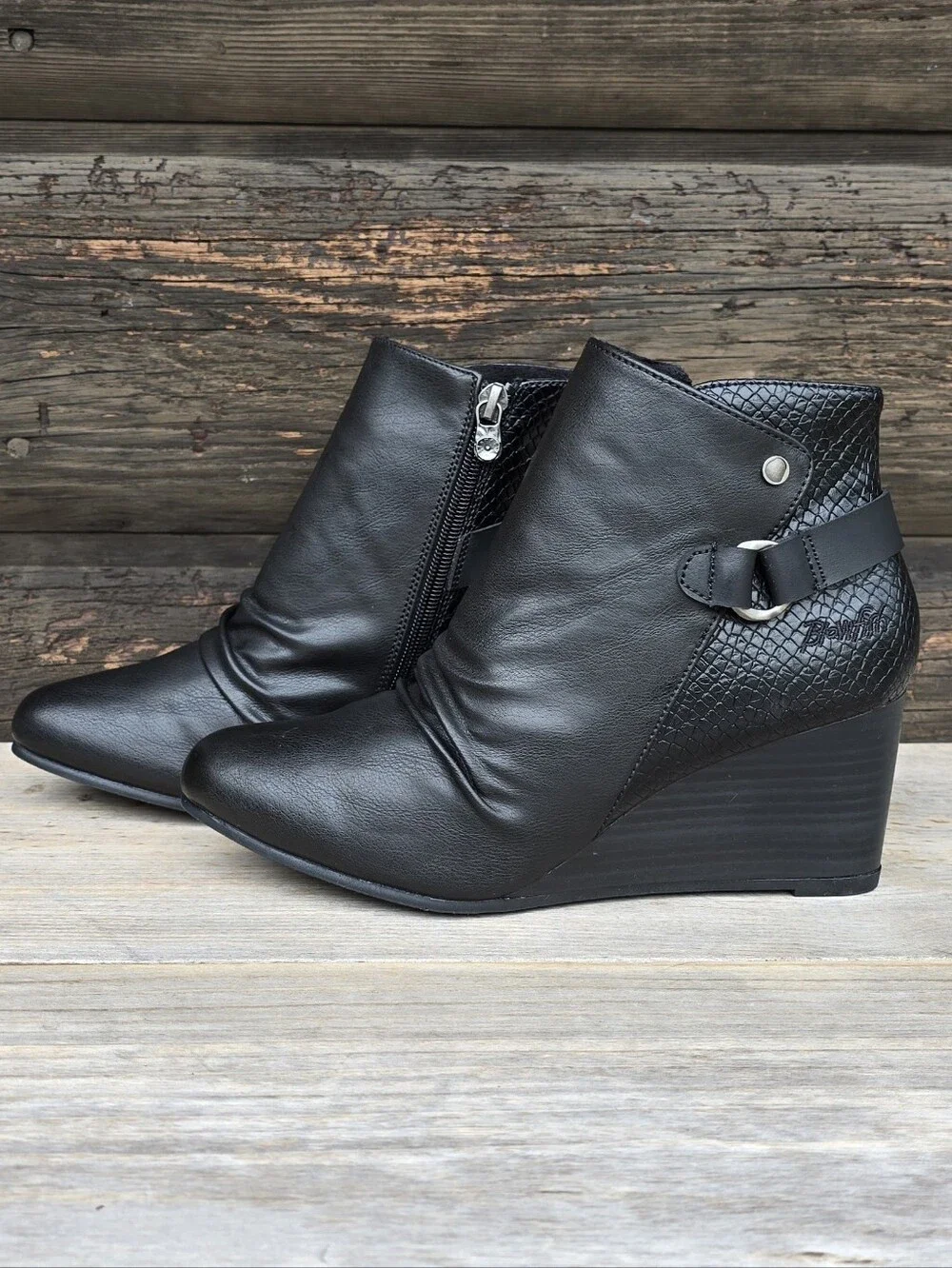 Blowfish Malibu Brentwood Y2K California Boho Buckle Wedge Bootie 8M